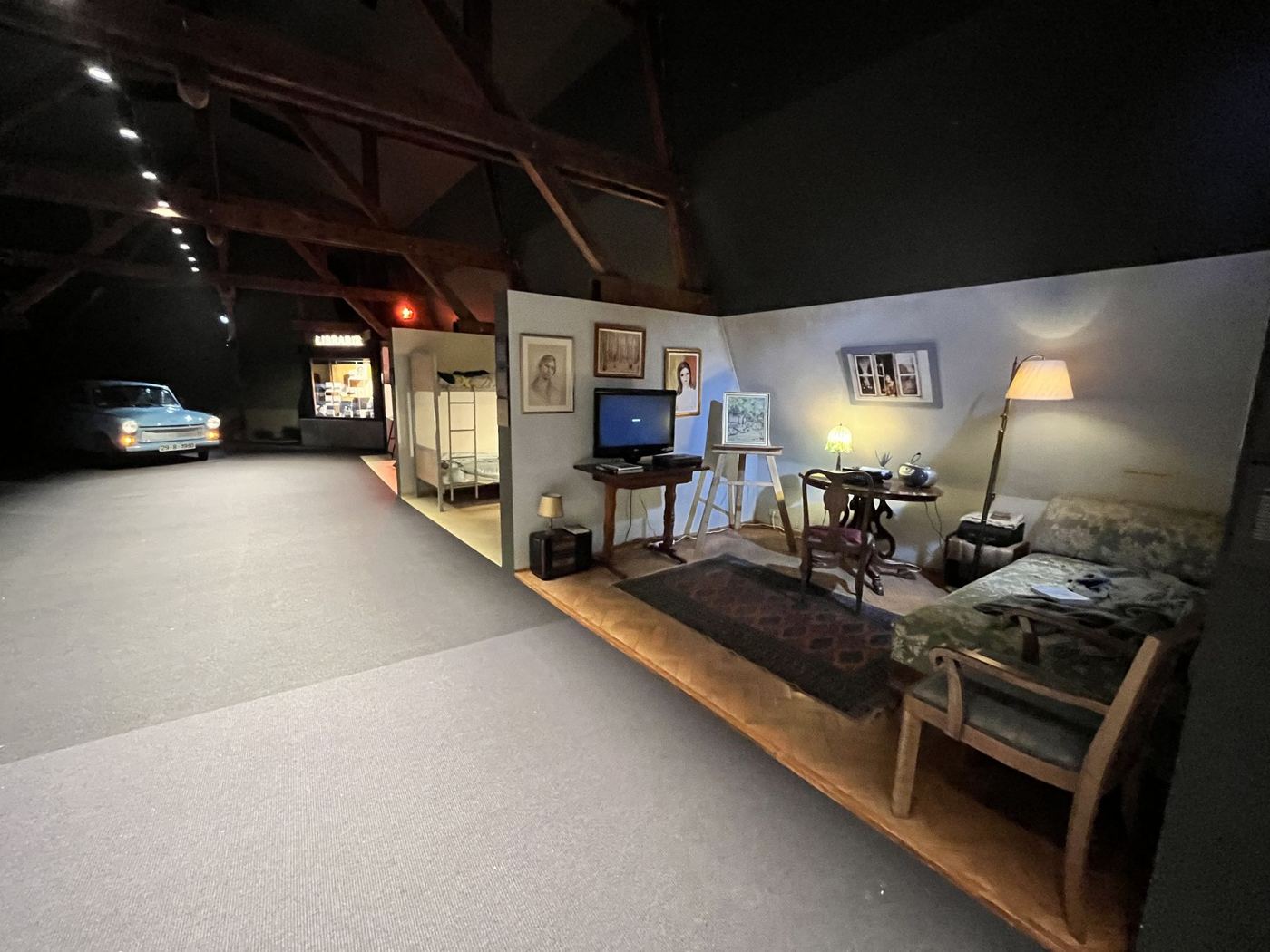 ARCEN Exhibitions at Casa Mița Biciclista
